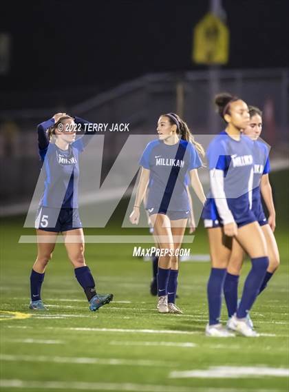 Thumbnail 3 in Santiago vs. Millikan photogallery.