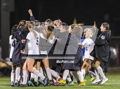 Thumbnail 3 in Santiago vs. Millikan photogallery.