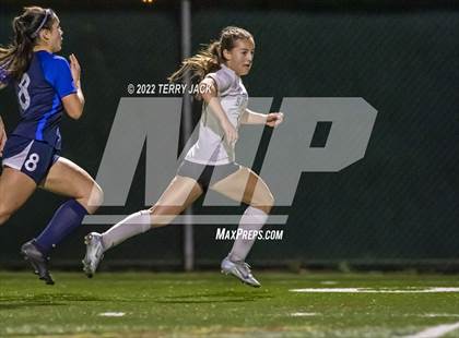Thumbnail 1 in Santiago vs. Millikan photogallery.
