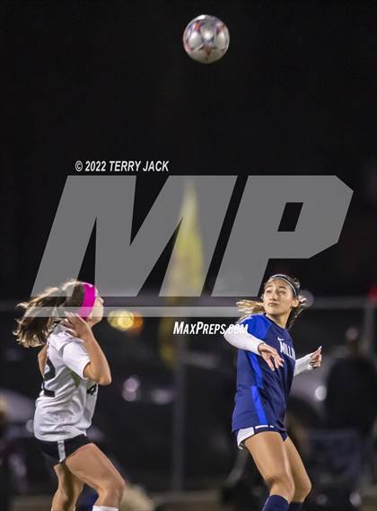 Thumbnail 1 in Santiago vs. Millikan photogallery.