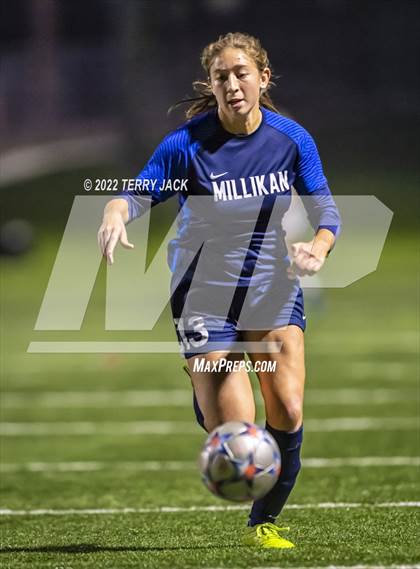 Thumbnail 3 in Santiago vs. Millikan photogallery.