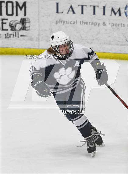 Thumbnail 3 in Victor vs. Pittsford (NYSPHSAA Section 5 Class A Sectional Final) photogallery.