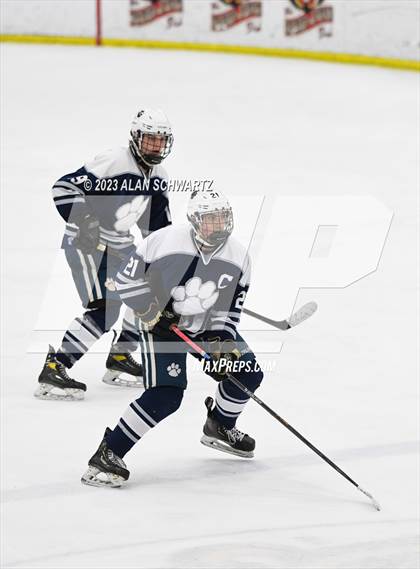 Thumbnail 3 in Victor vs. Pittsford (NYSPHSAA Section 5 Class A Sectional Final) photogallery.