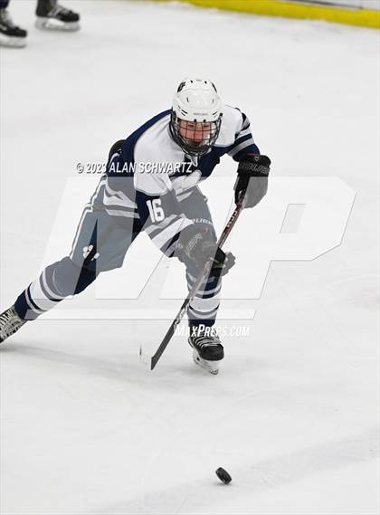 Thumbnail 2 in Victor vs. Pittsford (NYSPHSAA Section 5 Class A Sectional Final) photogallery.