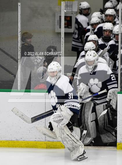 Thumbnail 2 in Victor vs. Pittsford (NYSPHSAA Section 5 Class A Sectional Final) photogallery.