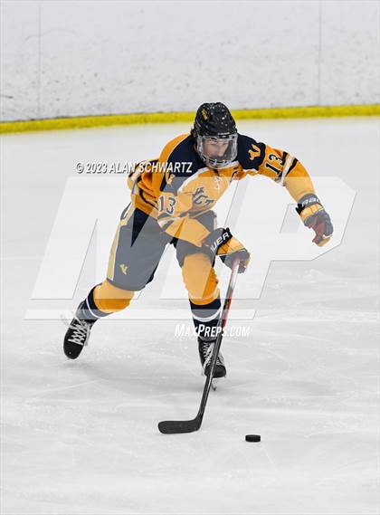 Thumbnail 1 in Victor vs. Pittsford (NYSPHSAA Section 5 Class A Sectional Final) photogallery.
