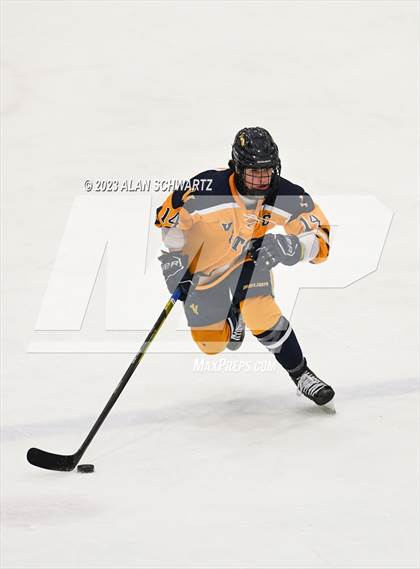 Thumbnail 3 in Victor vs. Pittsford (NYSPHSAA Section 5 Class A Sectional Final) photogallery.
