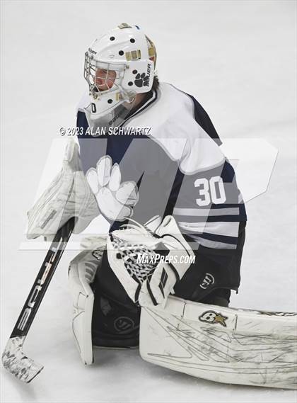 Thumbnail 2 in Victor vs. Pittsford (NYSPHSAA Section 5 Class A Sectional Final) photogallery.