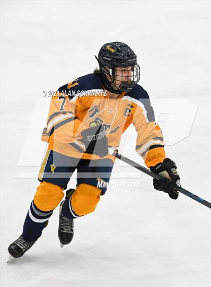 Thumbnail 3 in Victor vs. Pittsford (NYSPHSAA Section 5 Class A Sectional Final) photogallery.