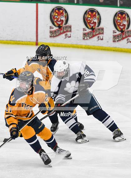 Thumbnail 2 in Victor vs. Pittsford (NYSPHSAA Section 5 Class A Sectional Final) photogallery.