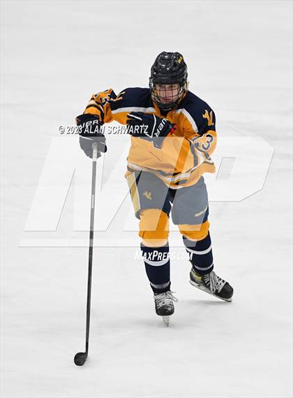 Thumbnail 2 in Victor vs. Pittsford (NYSPHSAA Section 5 Class A Sectional Final) photogallery.