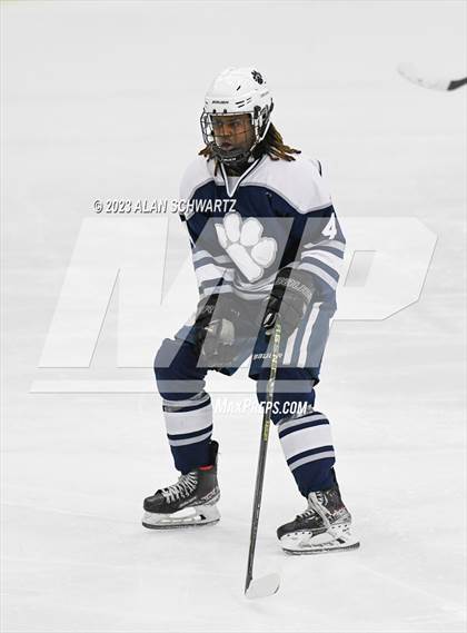 Thumbnail 1 in Victor vs. Pittsford (NYSPHSAA Section 5 Class A Sectional Final) photogallery.