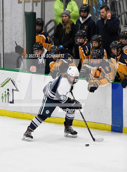 Thumbnail 2 in Victor vs. Pittsford (NYSPHSAA Section 5 Class A Sectional Final) photogallery.