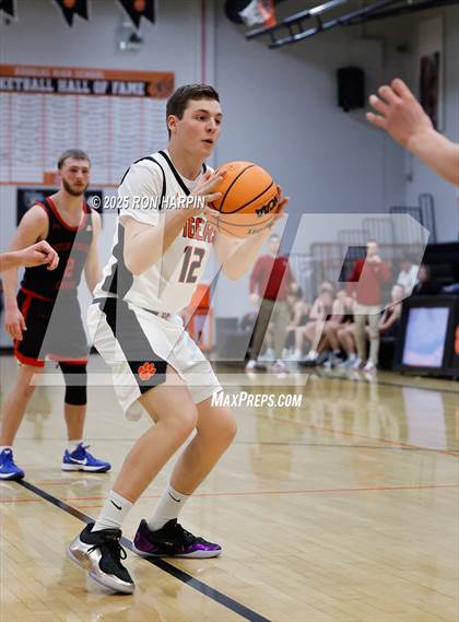 Thumbnail 1 in Foothill @ Douglas photogallery.