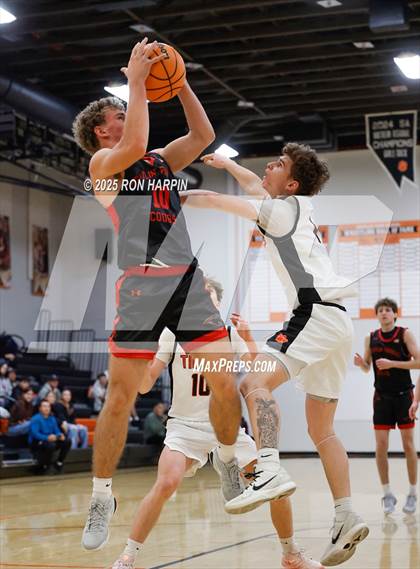 Thumbnail 1 in Foothill @ Douglas photogallery.