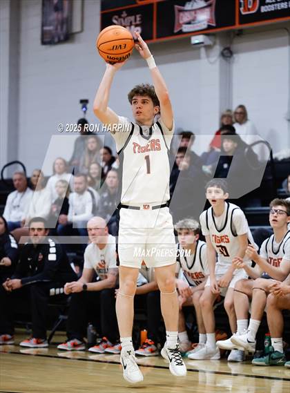 Thumbnail 2 in Foothill @ Douglas photogallery.