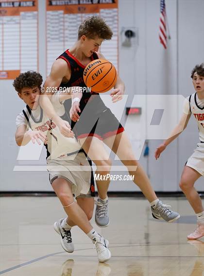 Thumbnail 3 in Foothill @ Douglas photogallery.