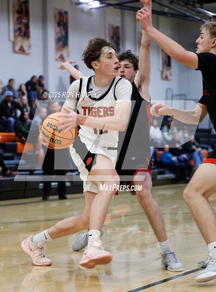 Thumbnail 1 in Foothill @ Douglas photogallery.