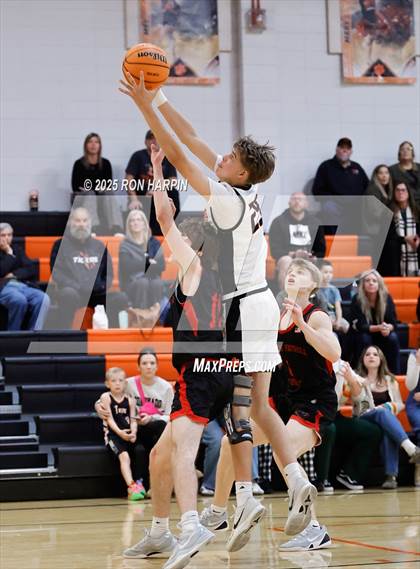 Thumbnail 3 in Foothill @ Douglas photogallery.