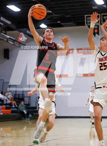 Thumbnail 2 in Foothill @ Douglas photogallery.