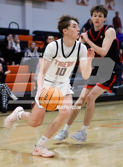 Thumbnail 2 in Foothill @ Douglas photogallery.