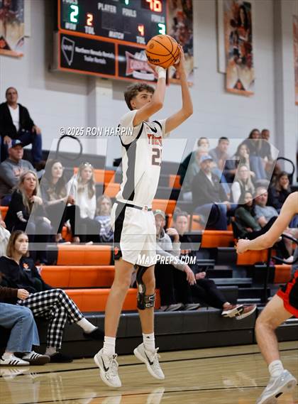 Thumbnail 1 in Foothill @ Douglas photogallery.