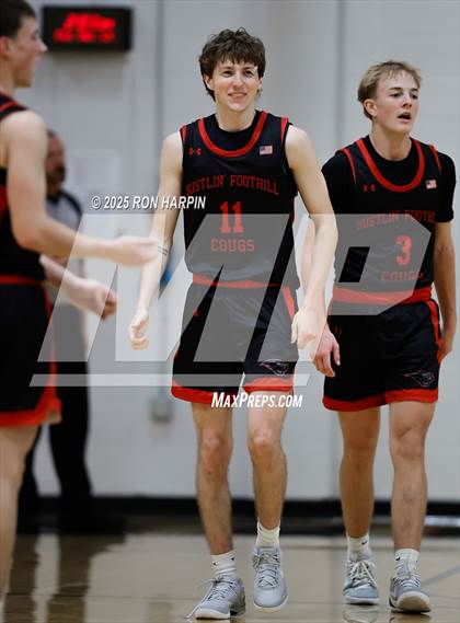 Thumbnail 2 in Foothill @ Douglas photogallery.