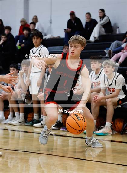 Thumbnail 1 in Foothill @ Douglas photogallery.