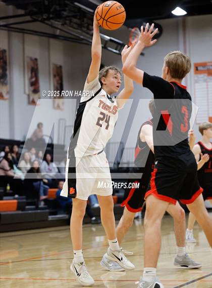 Thumbnail 1 in Foothill @ Douglas photogallery.