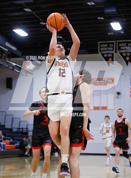 Thumbnail 2 in Foothill @ Douglas photogallery.