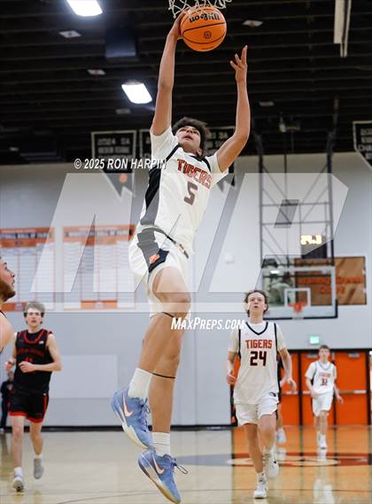 Thumbnail 1 in Foothill @ Douglas photogallery.