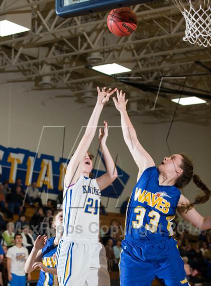 Thumbnail 3 in Sacramento Waldorf @ Ripon Christian (CIF SJS Playoff) photogallery.