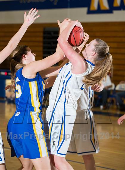 Thumbnail 3 in Sacramento Waldorf @ Ripon Christian (CIF SJS Playoff) photogallery.