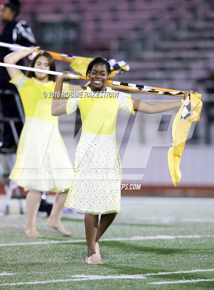 Thumbnail 3 in Aubrey vs. Canton (4A Bi-District Playoff) photogallery.
