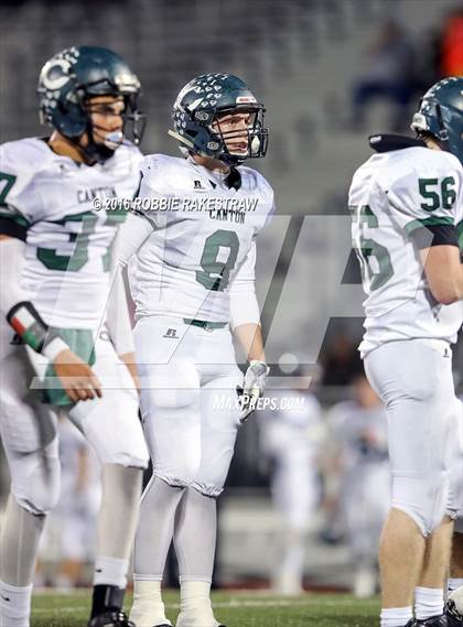 Thumbnail 3 in Aubrey vs. Canton (4A Bi-District Playoff) photogallery.
