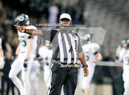 Thumbnail 2 in Aubrey vs. Canton (4A Bi-District Playoff) photogallery.