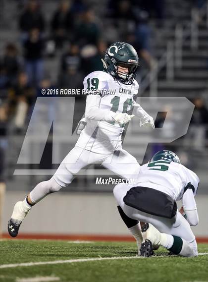 Thumbnail 1 in Aubrey vs. Canton (4A Bi-District Playoff) photogallery.