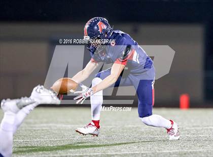 Thumbnail 3 in Aubrey vs. Canton (4A Bi-District Playoff) photogallery.