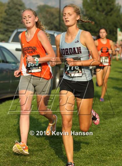 Thumbnail 1 in Highland Cross Country Invitational photogallery.