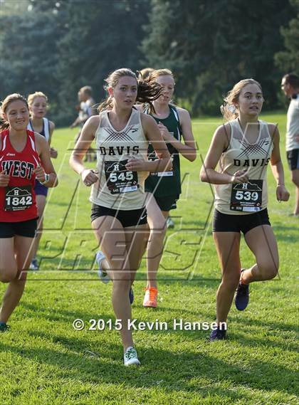 Thumbnail 2 in Highland Cross Country Invitational photogallery.