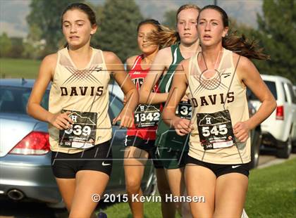Thumbnail 3 in Highland Cross Country Invitational photogallery.
