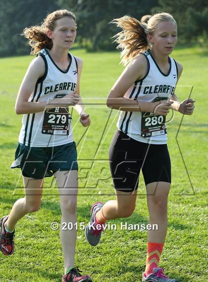 Thumbnail 2 in Highland Cross Country Invitational photogallery.