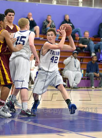 Thumbnail 1 in Piner @ Petaluma photogallery.
