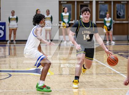 Thumbnail 1 in Live Oak vs French Settlement (Livingston Parish Tournament) photogallery.