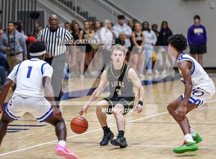 Thumbnail 3 in Live Oak vs French Settlement (Livingston Parish Tournament) photogallery.