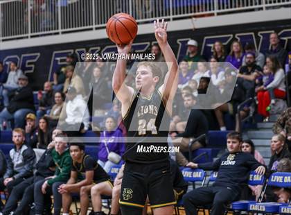 Thumbnail 3 in Live Oak vs French Settlement (Livingston Parish Tournament) photogallery.