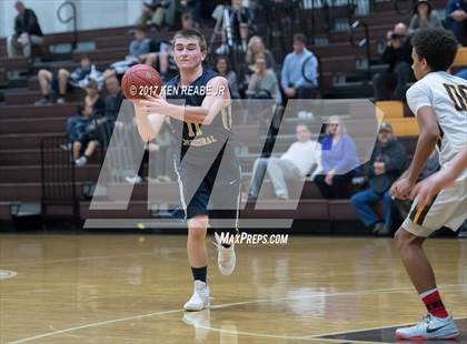 Thumbnail 3 in Greensburg Salem vs. Franklin Regional photogallery.