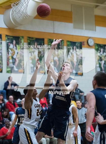 Thumbnail 2 in Greensburg Salem vs. Franklin Regional photogallery.