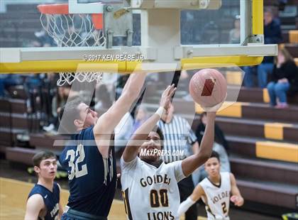 Thumbnail 2 in Greensburg Salem vs. Franklin Regional photogallery.