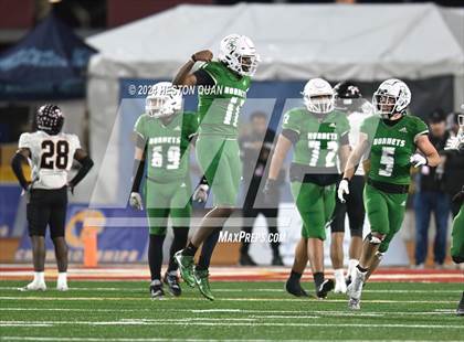 Thumbnail 1 in Lincoln vs. Pittsburg (CIF State D1AA Final) photogallery.